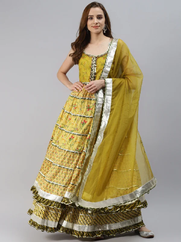 Women'S Yellow Cotton Sleeves Less Anarkali Skirt Set With Dupatta wool skirt sturdy