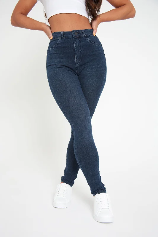 High Waisted Jeans in Dark Blue Comfortable Boyfriend Jeans